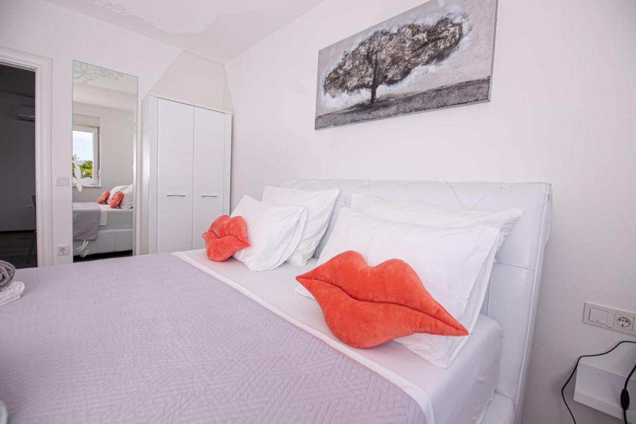 Kika Apartment