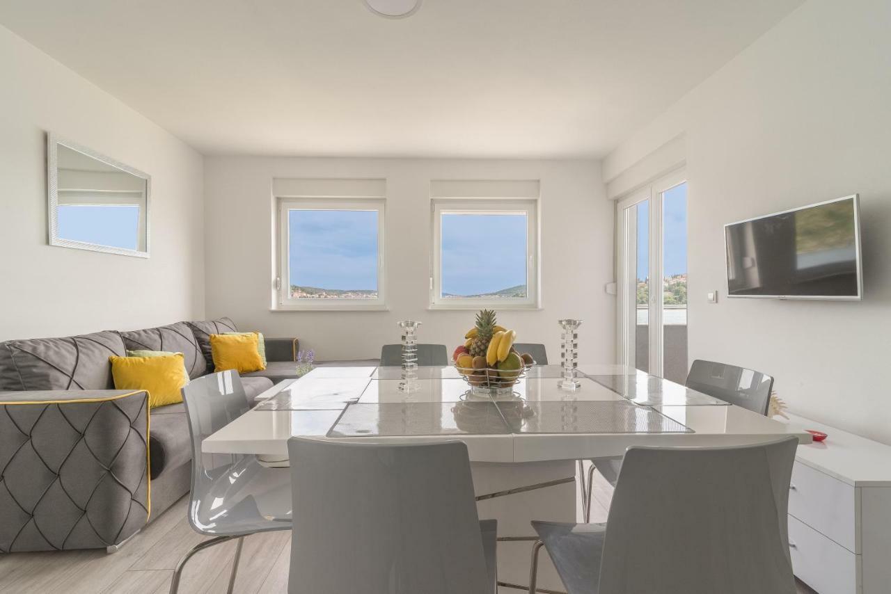 Apartment Kika Rogoznica (Sibenik-Knin)